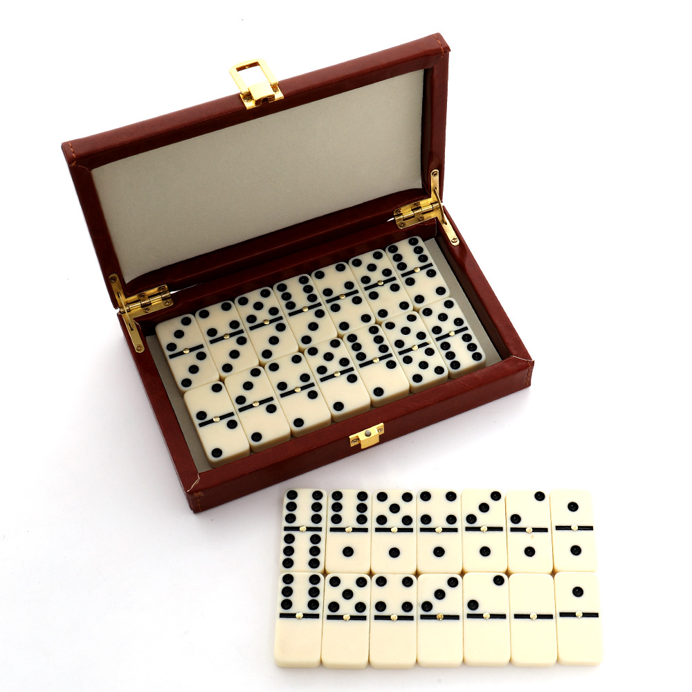 Board Game Master - مجموعة دومينو من الراتنج مكونة من