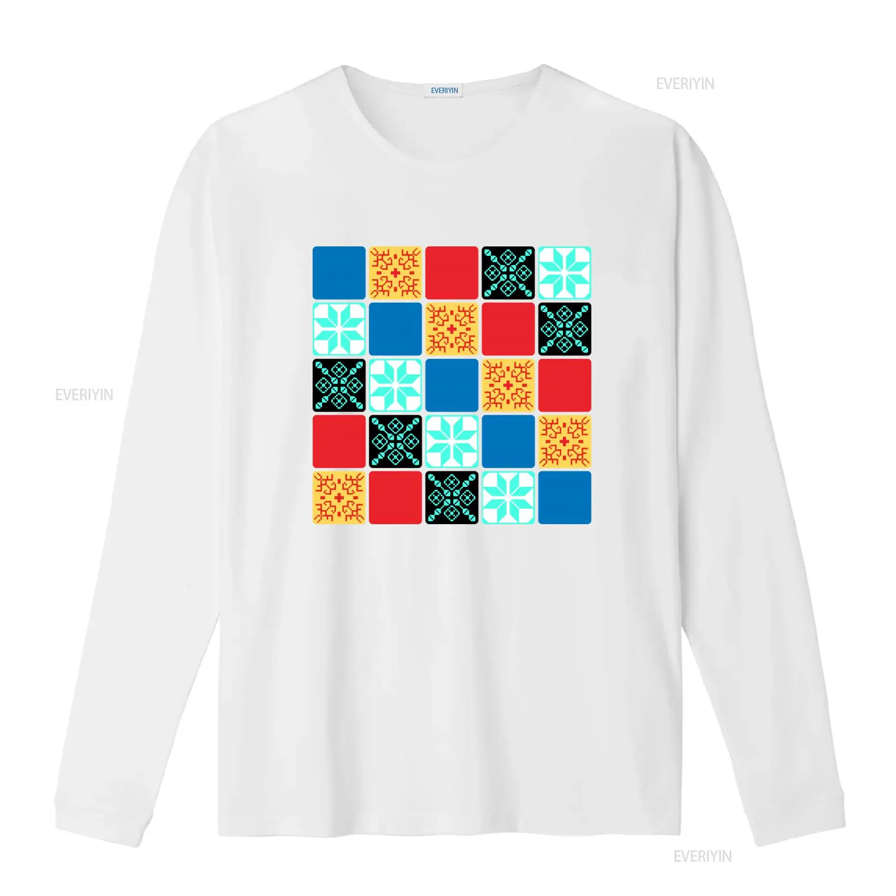 تي شيرت أزول مستوحى من لعبة ال - مراجعة Board Game Quilt وسعره